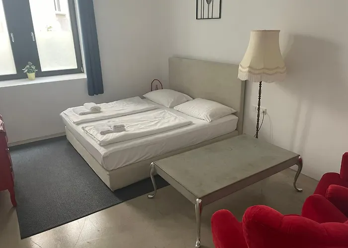 Easy-flat Augarten - Near Danube And Metro *